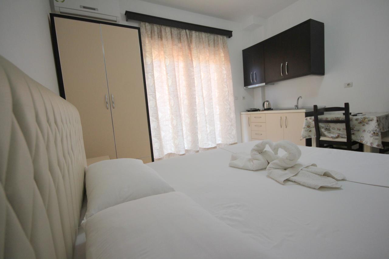 Hotel Four Islands Ksamil Ngoại thất bức ảnh